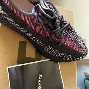 Yeezy boost 350 v2 size 13. Bought straight from stockx. 10000% authentic. New!